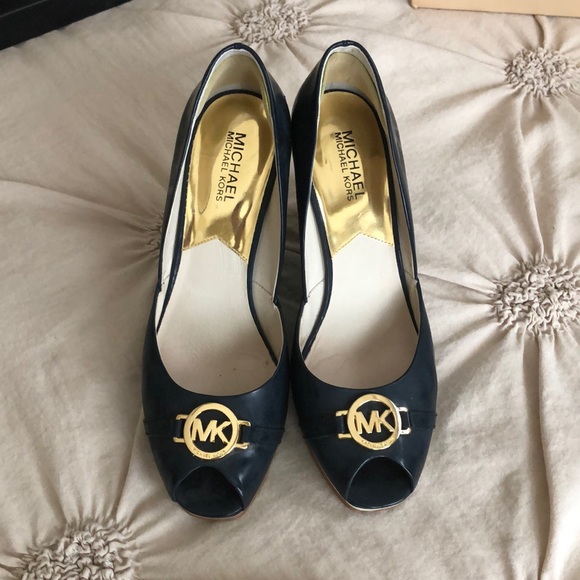 Michael kors wedges - Picture 1 of 4